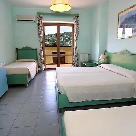 Hotel Smeraldo 3*